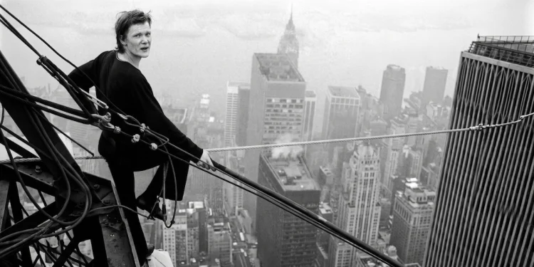 Philippe Petit y la travesía entre las Torres Gemelas: historia real