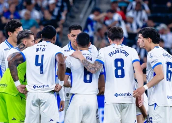 Tuca Ferretti acusa a Facundo Oreja de dañar Cruz Azul