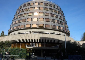 El Constitucional evalúa la ley que permite a Madrid ejercer acción popular