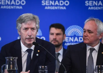 El oficialismo busca sesionar en el Senado para reformas clave