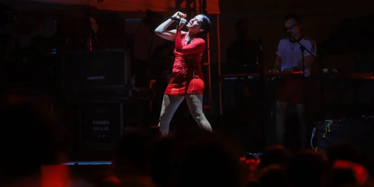 Playa del Carmen rompió récord: 35 mil personas en el Grito con Ximena Sariñana y Sin Bandera