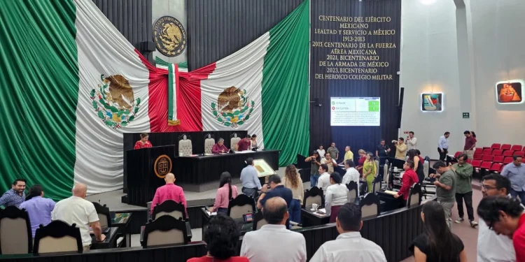 Quintana Roo aprueba reforma para exigir nacionalidad mexicana única