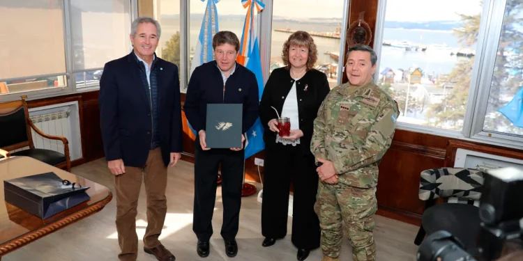 Base Naval Integrada: Quirno y Presti en encuentro clave en Ushuaia