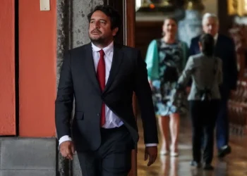 Agencias de EE. UU. revisan vínculos con López Beltrán