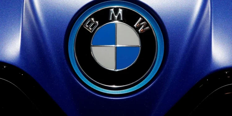 BMW presenta plan de reestructuración con despidos y nuevos modelos