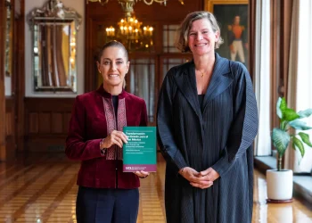 Sheinbaum se reúne con Mariana Mazzucato para hablar del Plan México