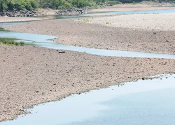 El fenómeno de El Niño reduce el caudal del río Lempa