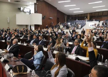 Congreso de Honduras aprueba ley contra maras y pandillas