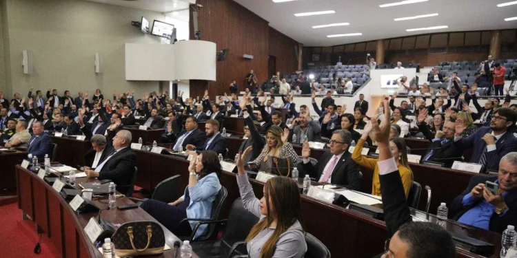 Congreso de Honduras aprueba ley contra maras y pandillas