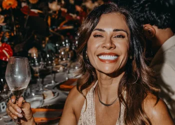 Martha Isabel Bolaños y su romance de verano en Bali: historia y reflexiones