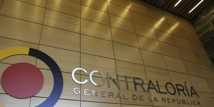 Gobierno Petro habría presentado irregularidades en cuentas fiscales