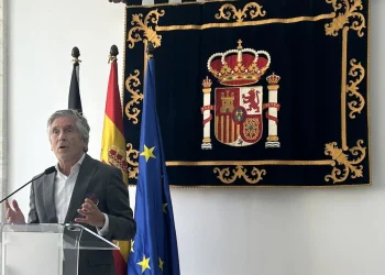 Marlaska pide voluntad y cooperación en Ceuta por menores