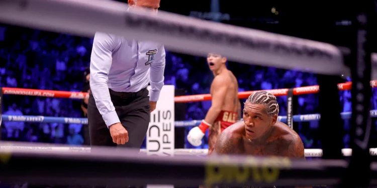 Ryan García noquea a Conor Benn y defiende el título WBC wélter