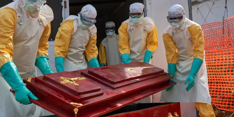 Brote de ébola deja más de 3 mil muertos en Congo