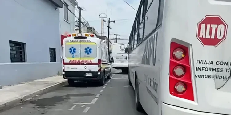 Camión con simpatizantes de Sheinbaum choca en Monterrey; hay 21 lesionados