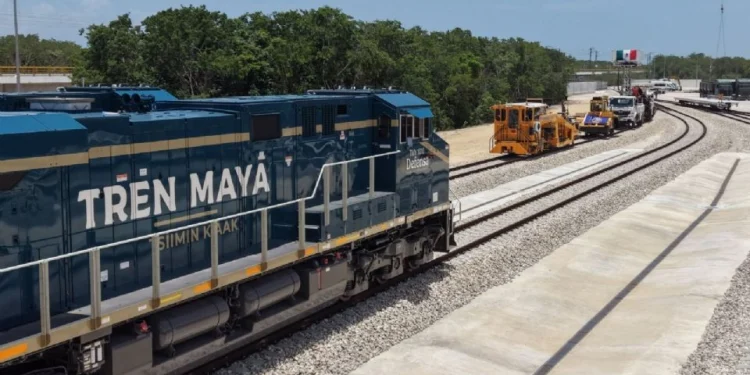Sheinbaum prevé destinar 42 mil mdp a trenes de AMLO en 2027