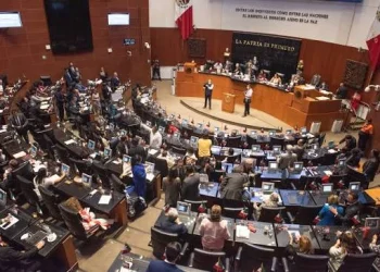 Senado aprueba reforma sobre doble nacionalidad de candidatos