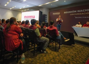 Gino Segura llama a fortalecer la estructura de Morena en Quintana Roo