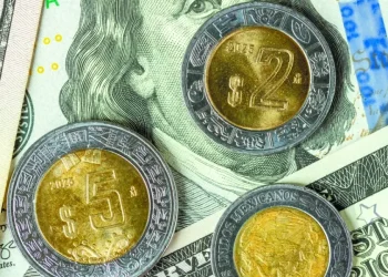 El peso mexicano se aprecia levemente frente al dólar