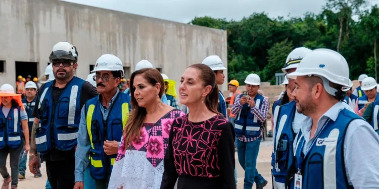 Claudia Sheinbaum supervisa hospitales en Chetumal