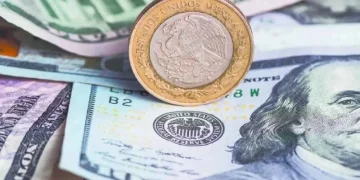 Peso mexicano se aprecia frente al dólar por apetito por riesgo