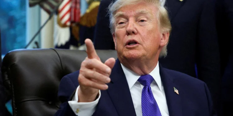 Trump expresa arrepentimiento por nombrar a jueces de la Corte Suprema