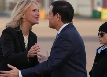 Rubio visita Islandia para fortalecer presencia en el Ártico