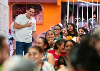 Renán Sánchez Tajonar presenta su Segundo Informe en Cozumel