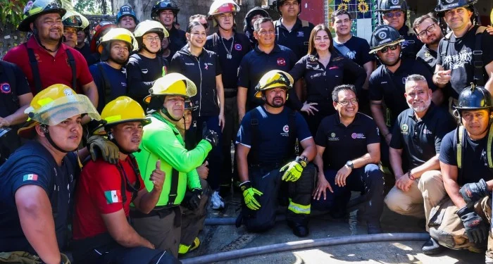 Reconoce Estefanía Mercado preparación de bomberos en simulacros