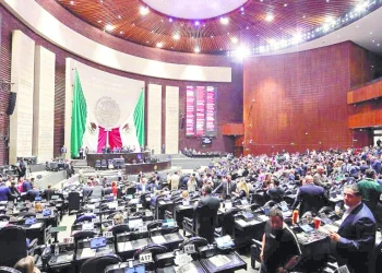 Sheinbaum debe liderar la lucha contra la corrupción en México