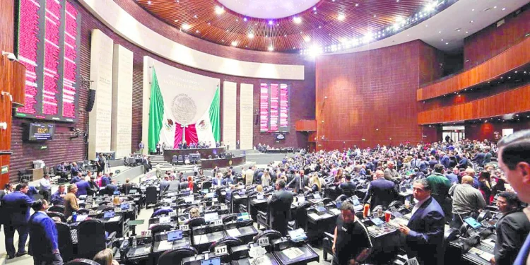 Sheinbaum debe liderar la lucha contra la corrupción en México