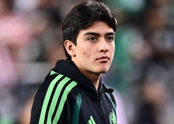 Cuando puede irse Gilberto Mora a Europa Lo que cambia con sus 18 años