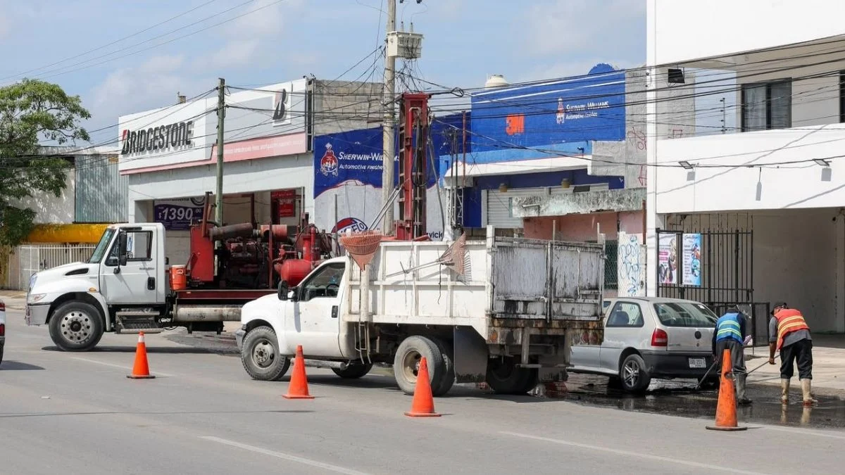 Servicios publicos realiza limpieza de pozos y bovedas en cancun