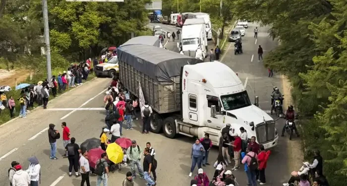 Alerta vial: transportistas se concentran en 38 puntos del país