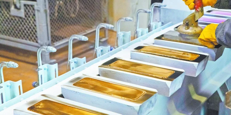 El precio del oro se recupera tras caer a mínimos de tres meses