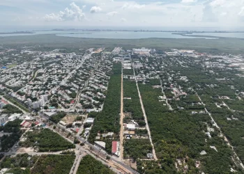 Revisan servicios y equipamiento en las supermanzanas de Cancun