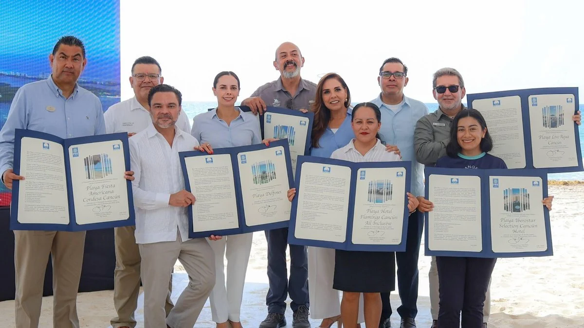 Entrega de certificados Blue Flag a playas de Cancún