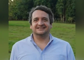 Andy López Beltrán se registra como aspirante de Morena al Distrito 6 de Tabasco