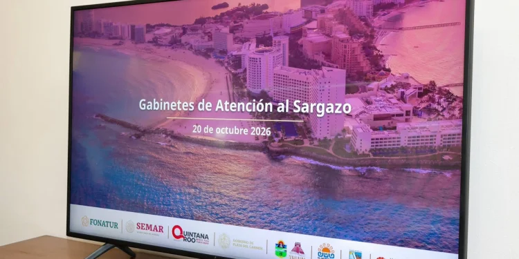 Marina y municipio refuerzan la defensa de playas ante el sargazo