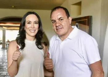 Cuauhtémoc Blanco niega detención de su esposa en EU