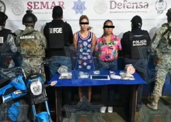Caen dos mujeres con presuntas drogas en la Supermanzana 64