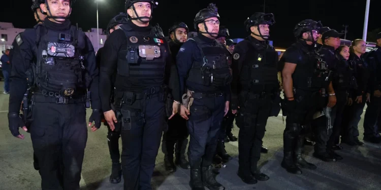 Blindaje Cancun refuerzan vigilancia con mas de 100 agentes en las calles
