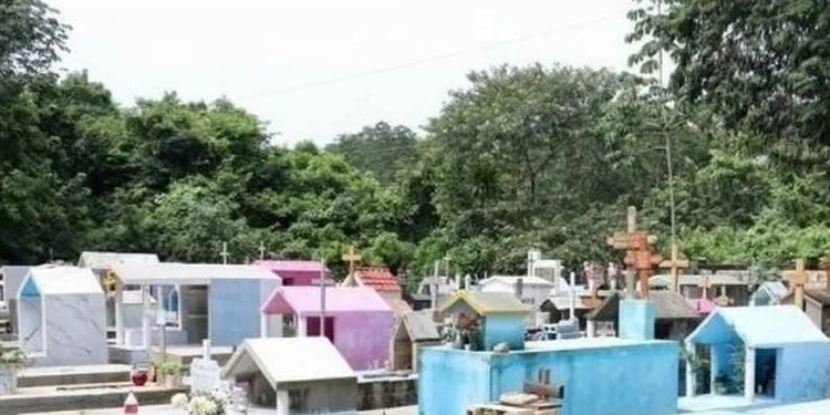 Día de Muertos en Puerto Morelos: cementerios abrirán 24 horas el 1 y 2 de noviembre