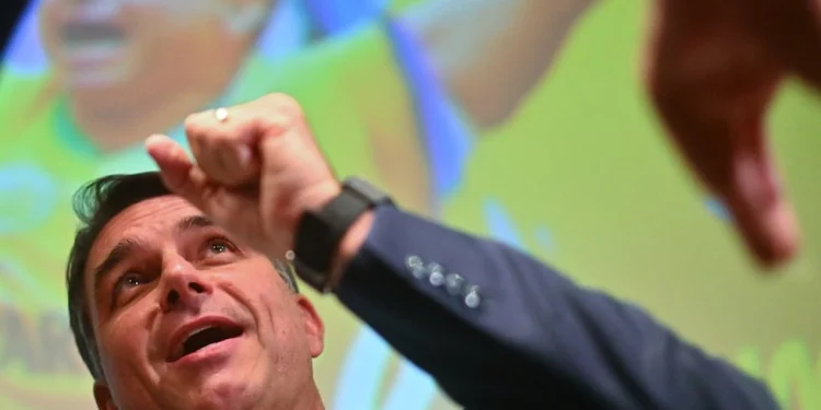 Segunda vuelta en Brasil: fechas, debates y quién apoya a Lula y a Flávio Bolsonaro